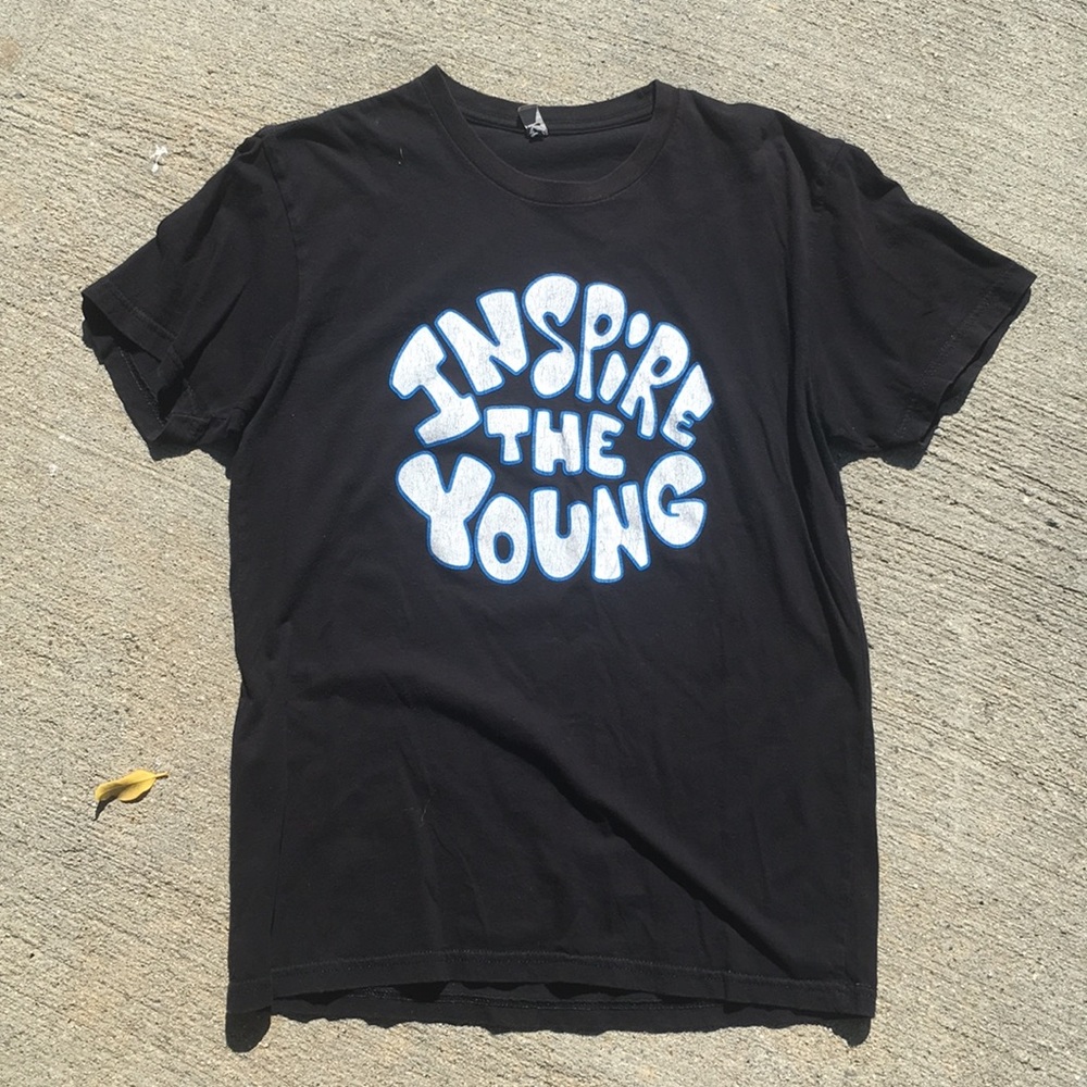 Inspire the young t-shirt size medium